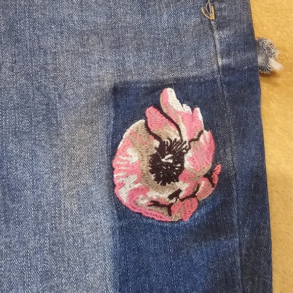 For the Republic Denim patches straight skinny leg size 8/28 ✨️Pre-owned - Picture 5 of 10
